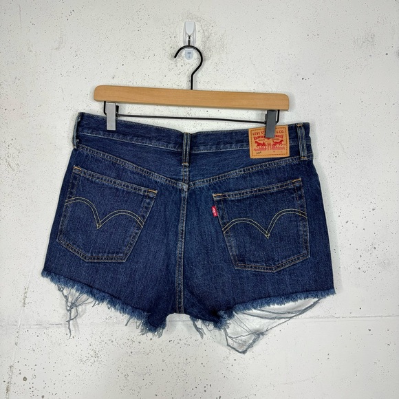 Levi’s Button Fly Cutoff Jean Shorts Denim Mid Rise Raw Hem Distressing 30 - Picture 7 of 8